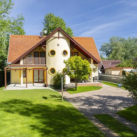 Appartement Jokai By Interhome